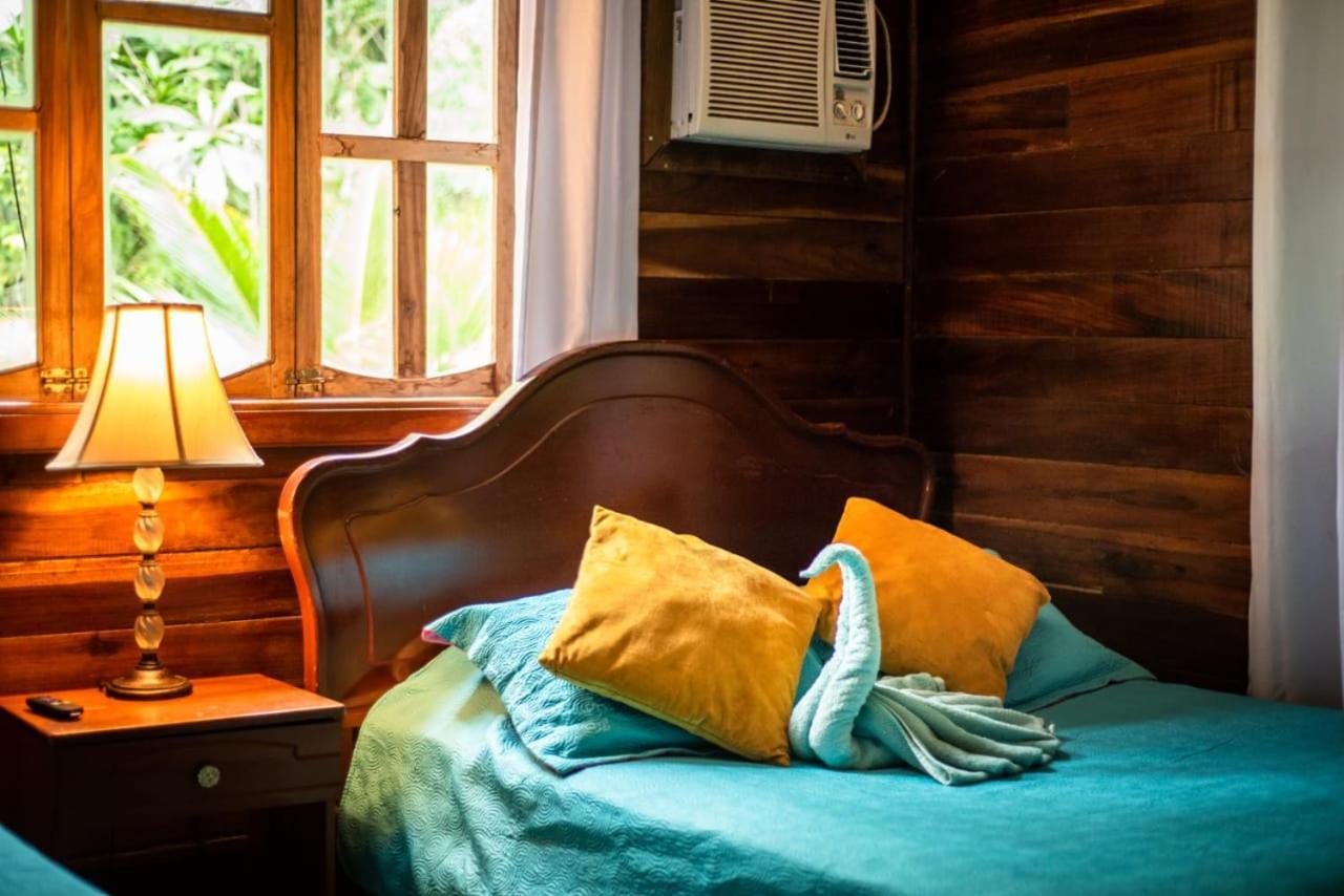 Hotel Tierra Verde Bed And Breakfast Bocas Town Dış mekan fotoğraf